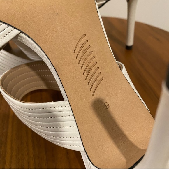 ⏱️24 HR SALE⏱️ Paige White Heels - Picture 5 of 6